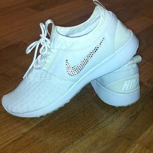 Women's Nikes w/swarovski crystals
